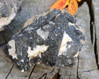 Turmalín skoryl Madagaskar 57g