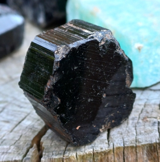 Turmalín skoryl Madagaskar 15g