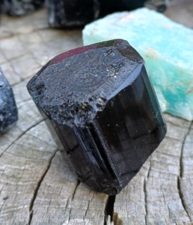 Turmalín skoryl Madagaskar 29g